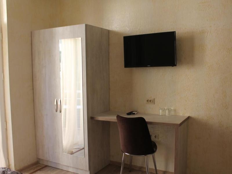 Elio Inn