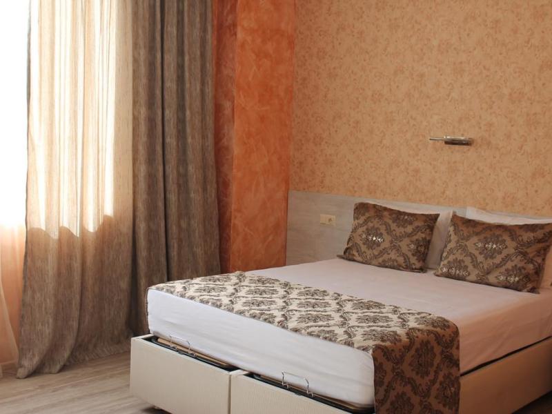 Elio Inn