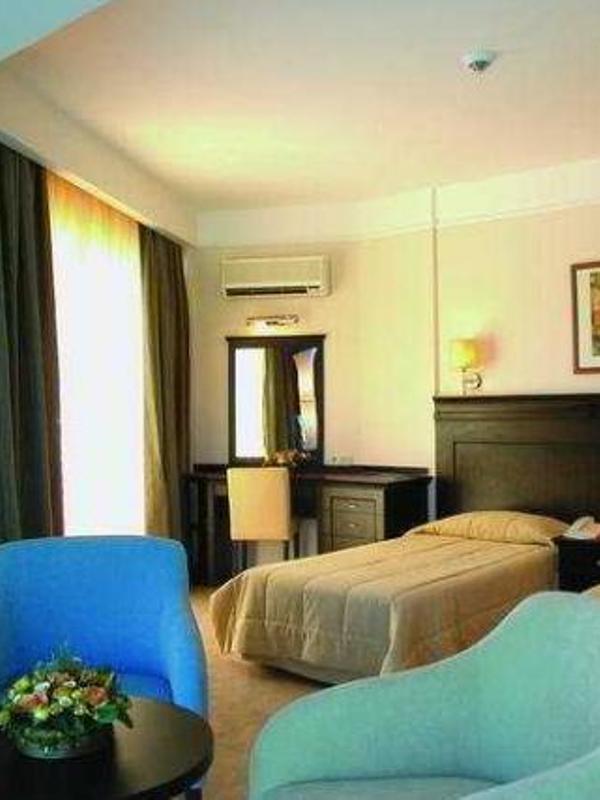 Ammos Beach Seaside Luxury Suites