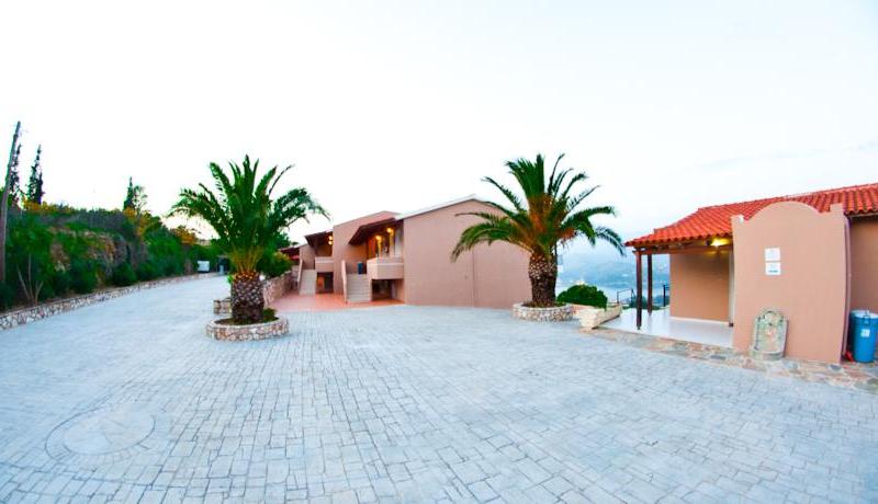 Lefteris Village