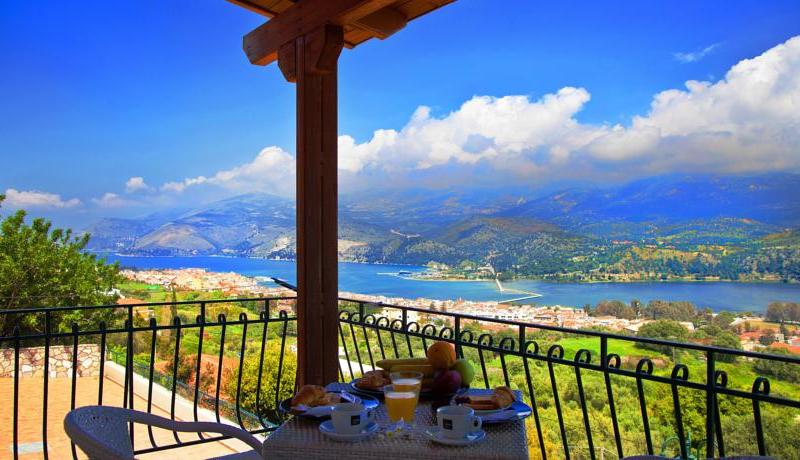 Lefteris Village