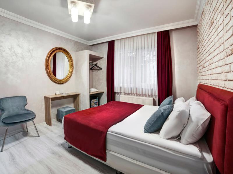 Serenity Hotel