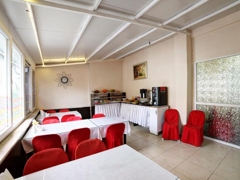 Serenity Hotel