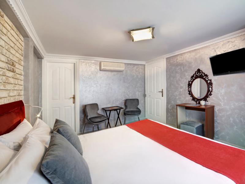 Serenity Hotel