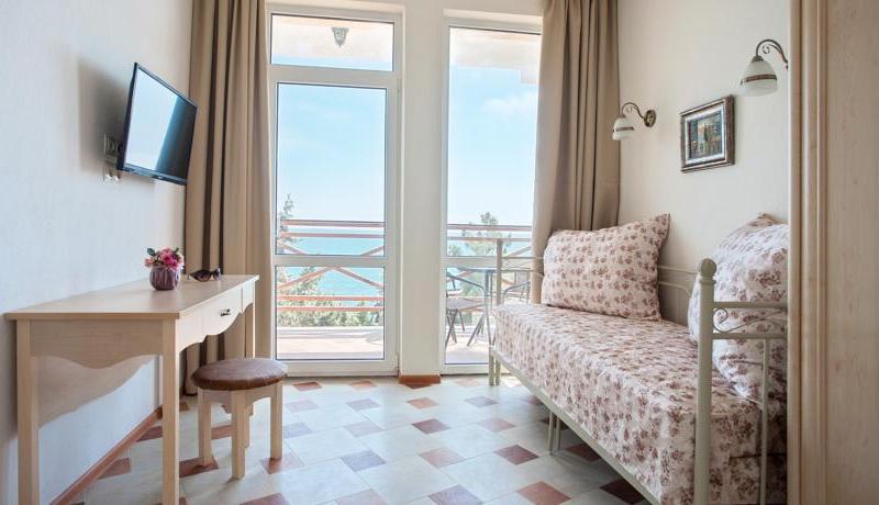 Эко Вилладж (Приветное)