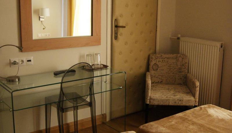 Karalis City Hotel