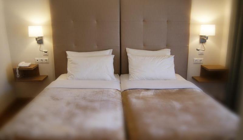 Karalis City Hotel