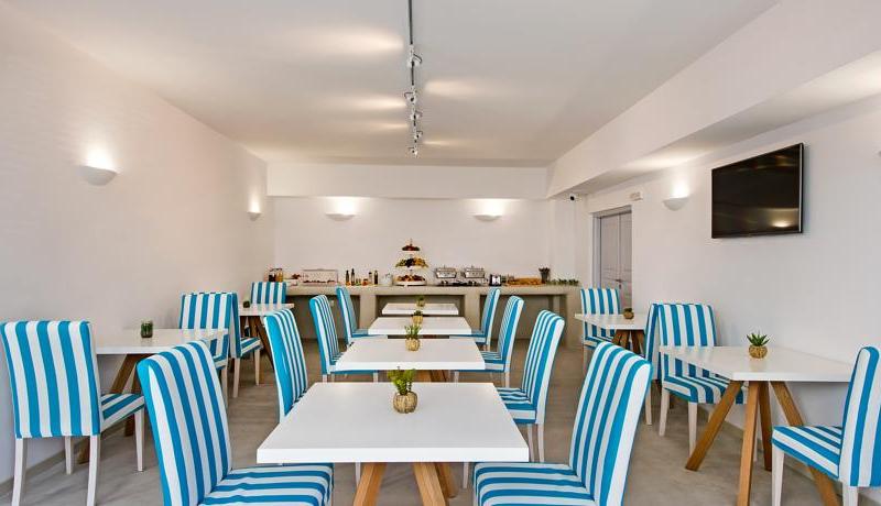 Central Fira Hotel