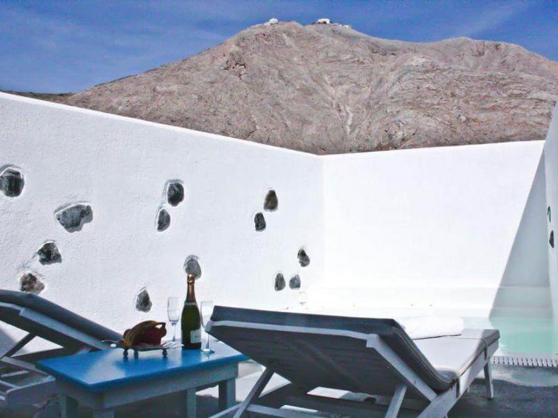 Blue Perla Suites