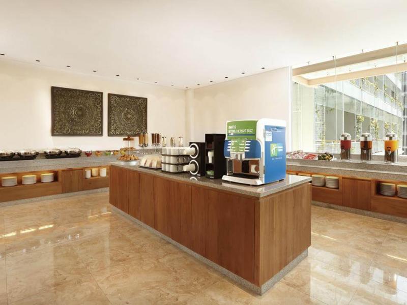 Holiday Inn Express Bali Raya Kuta