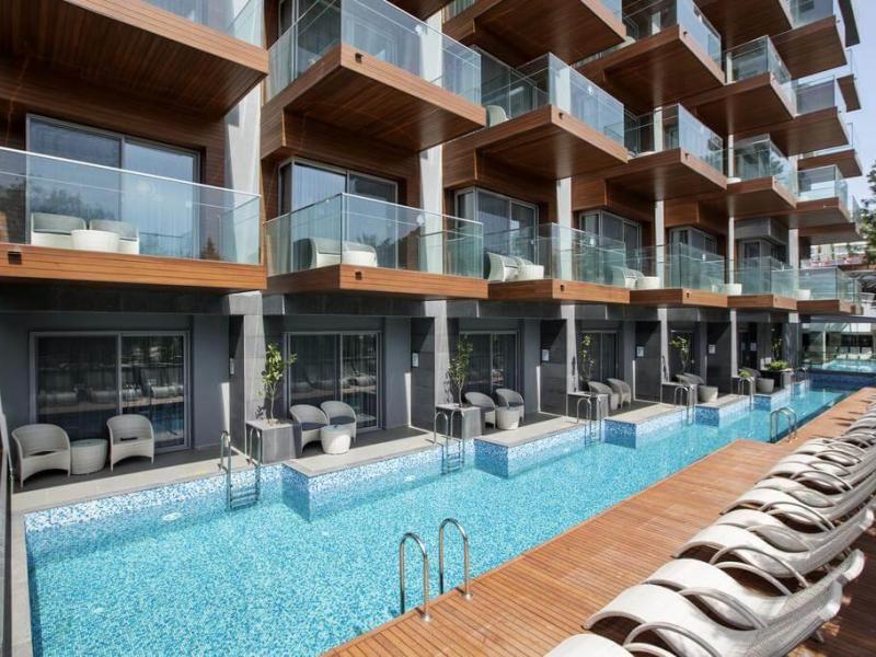 DoubleTree by Hilton Hotel Kusadasi