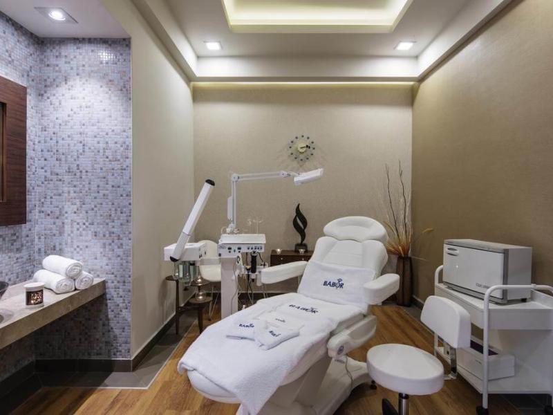 DoubleTree by Hilton Hotel Kusadasi