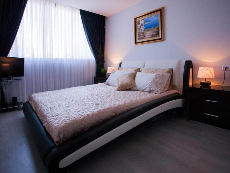 Elis Hotel