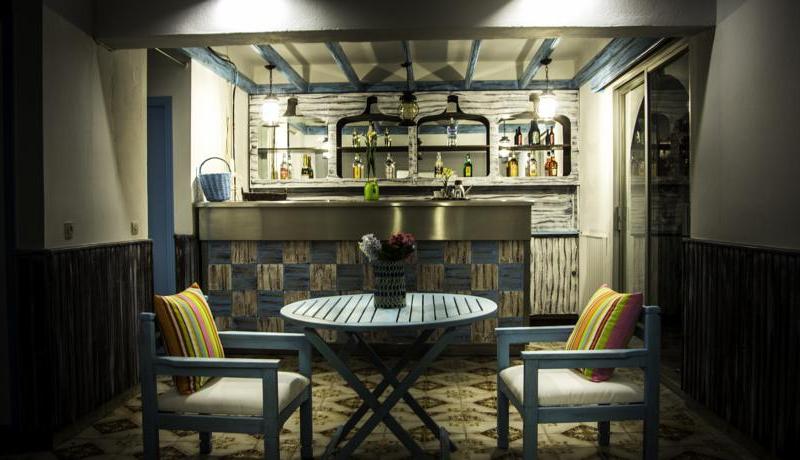 Pine Trees Art Hotel