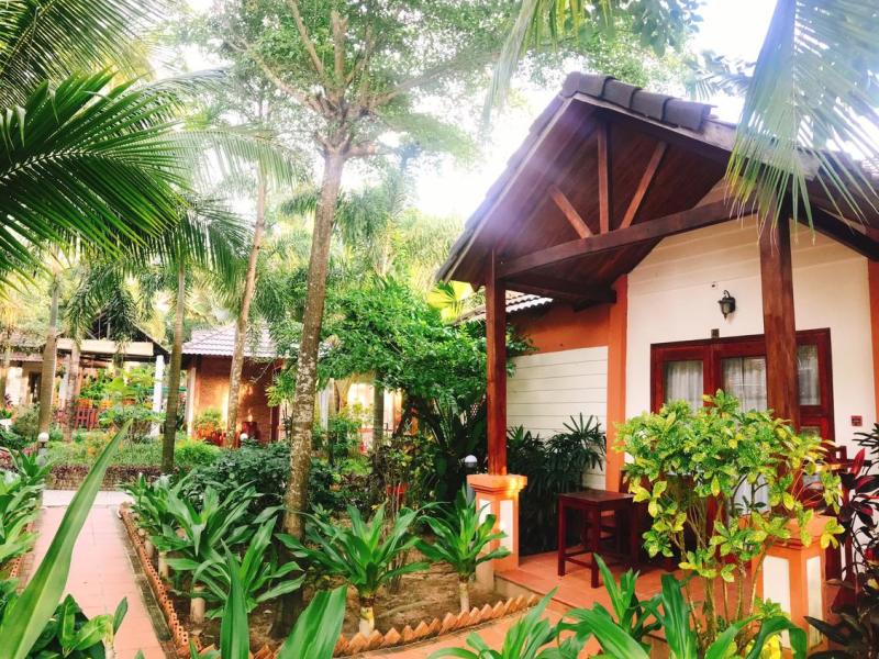Orange Resort
