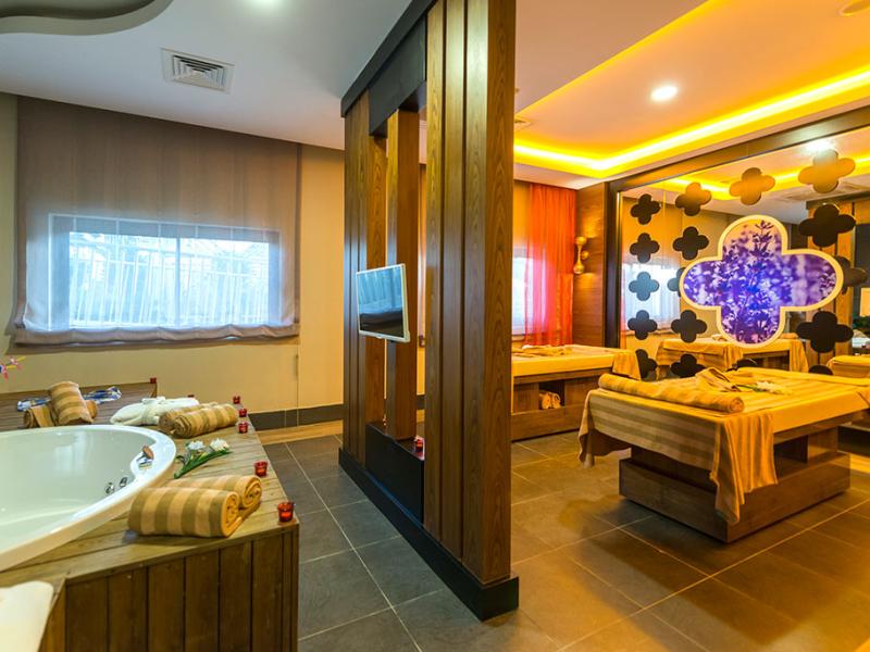 Diamond Premium Hotel & Spa