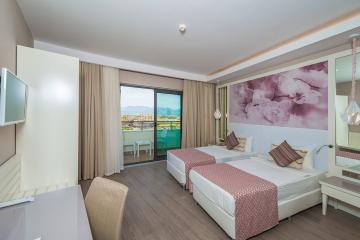 Отель Diamond Premium Hotel & Spa Турция, Титрейенгёль, фото 4