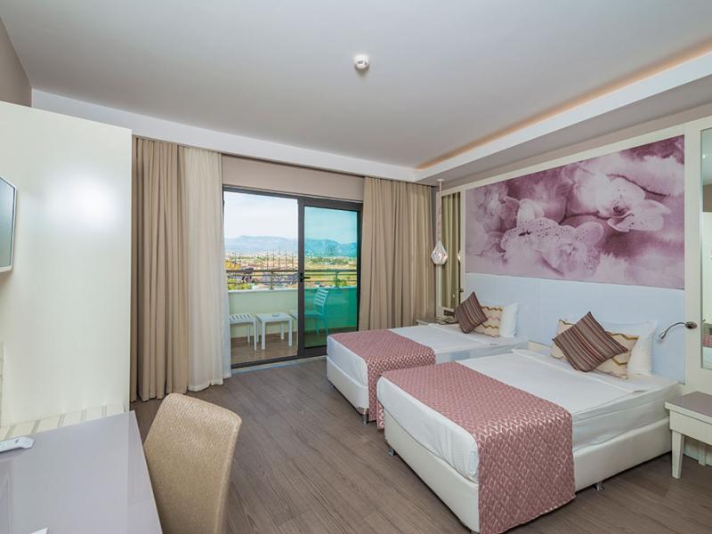 Diamond Premium Hotel & Spa