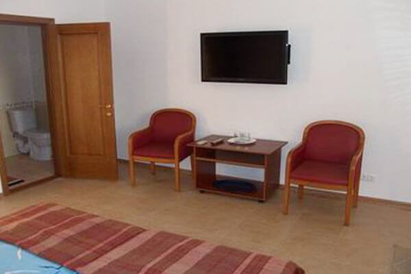 Парус (Кабардинка)