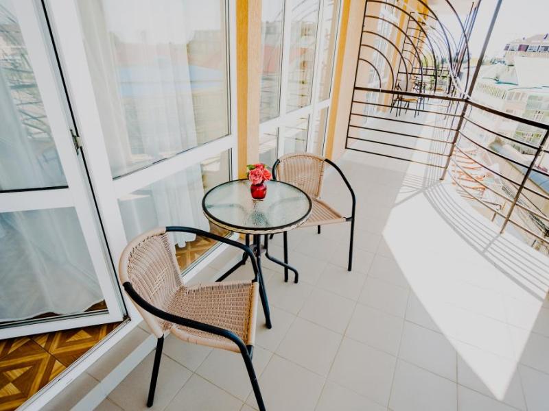 Мандарин (ул. Станиславского)