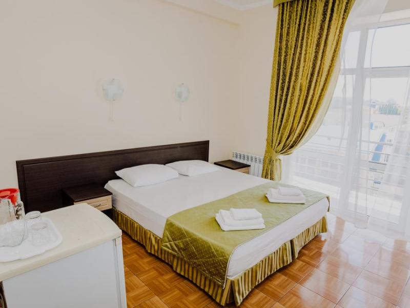 Мандарин (ул. Станиславского)