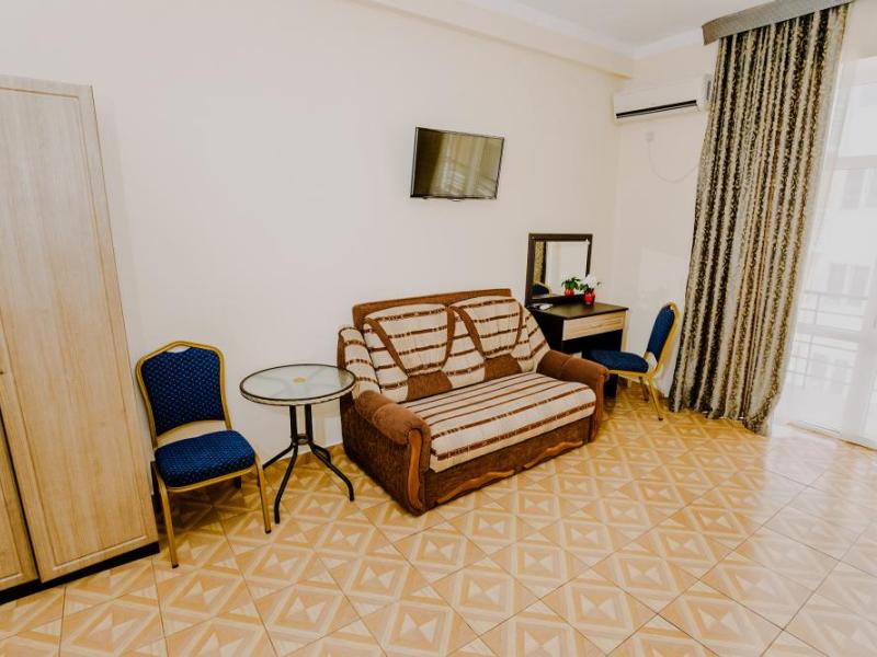 Мандарин (ул. Станиславского)