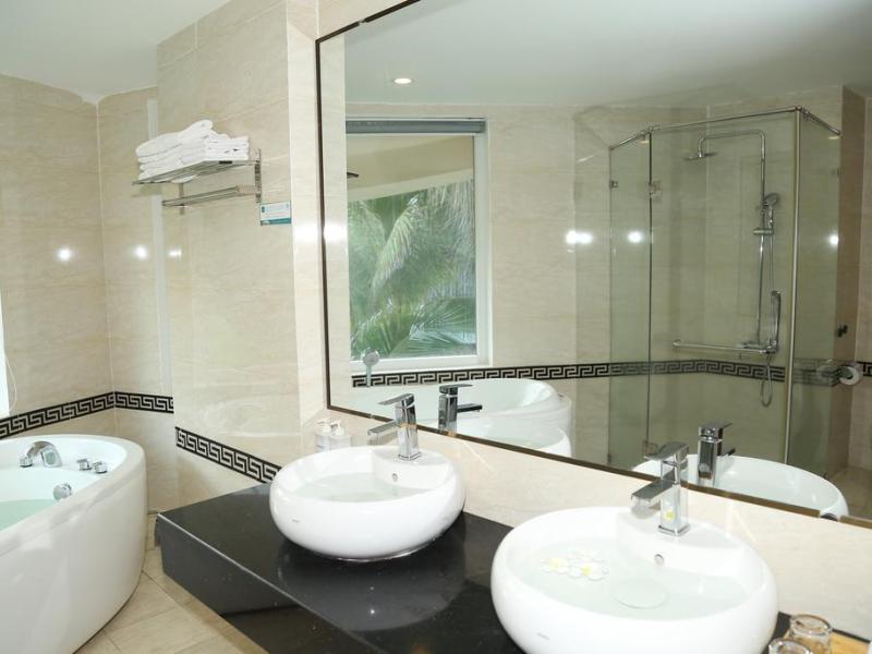 Sandunes Beach Resort