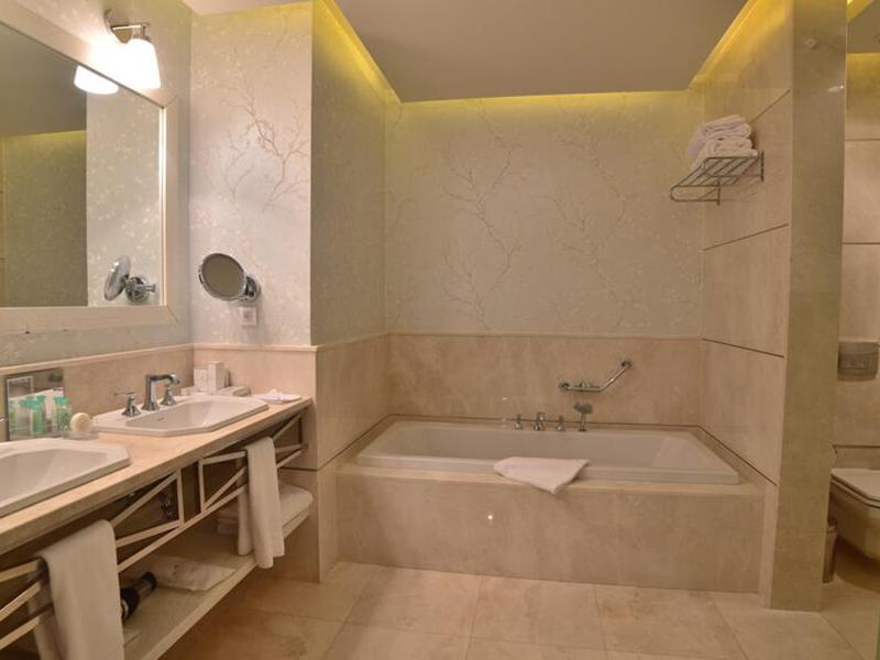 Mivara Luxury Resort & Spa