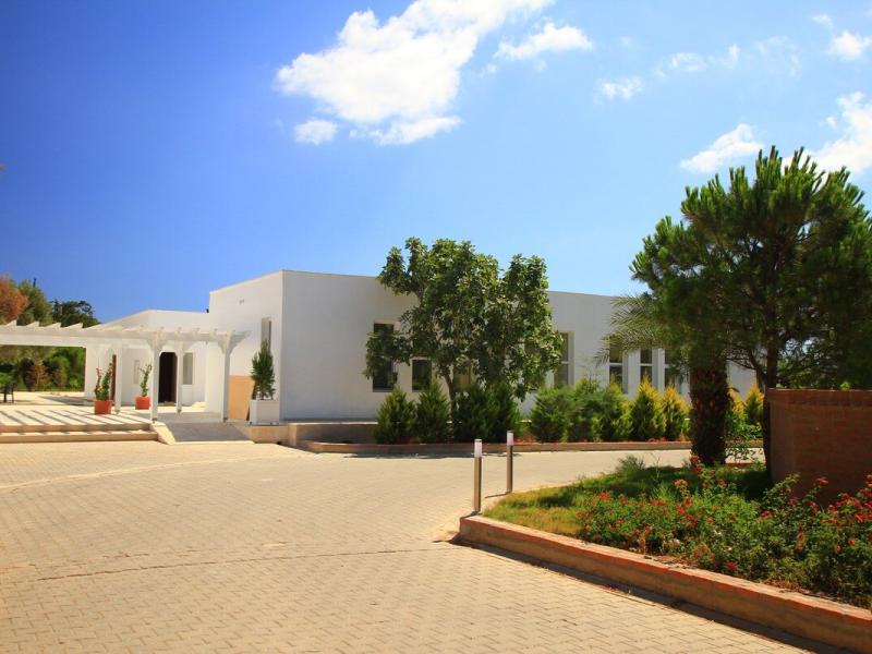 Palm Bay Beach Hotel