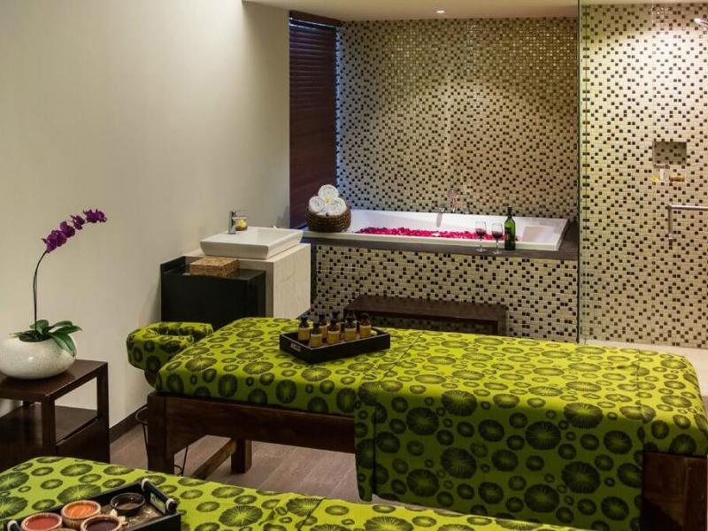 Seminyak Icon - by Karaniya Experience