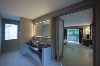 Blue Karma Dijiwa Seminyak