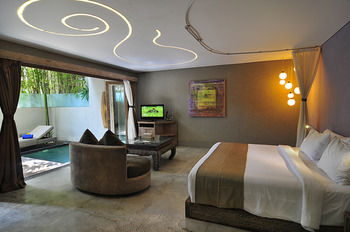 Blue Karma Dijiwa Seminyak