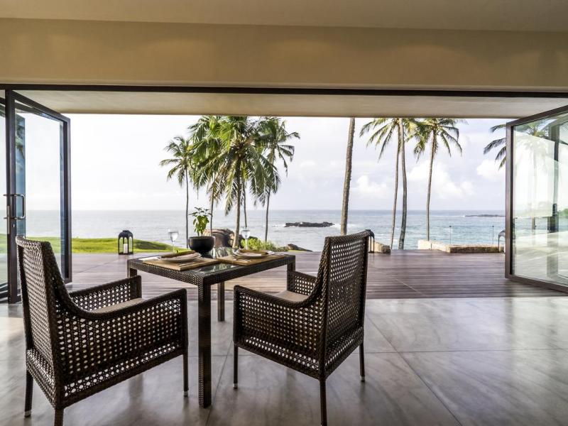 Anantara Peace Haven Tangalle Resort