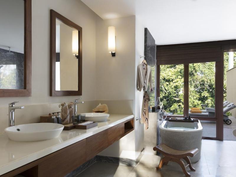 Anantara Peace Haven Tangalle Resort