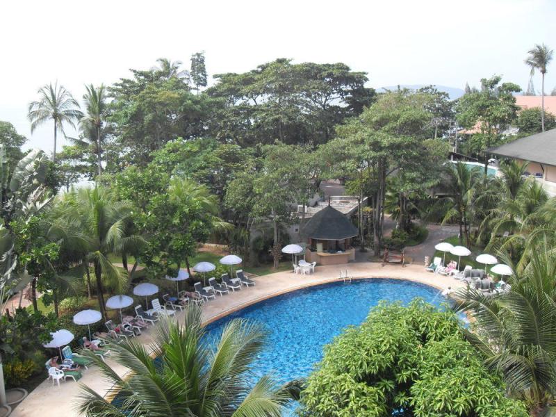 Golden Dragon Beach Resort