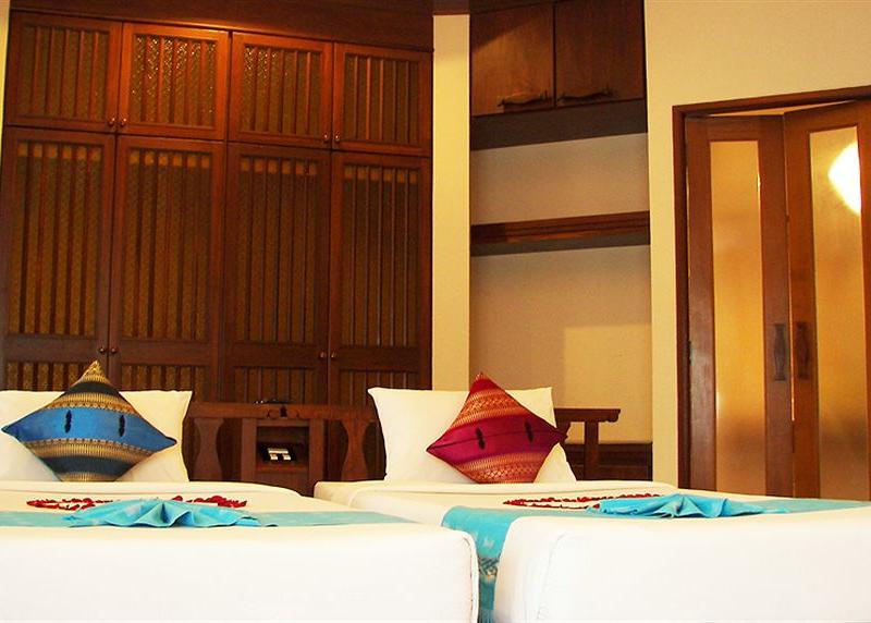 Golden Dragon Beach Resort