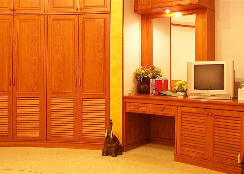 Golden Dragon Beach Resort