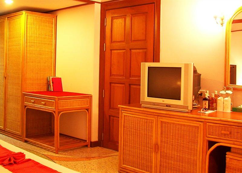 Golden Dragon Beach Resort