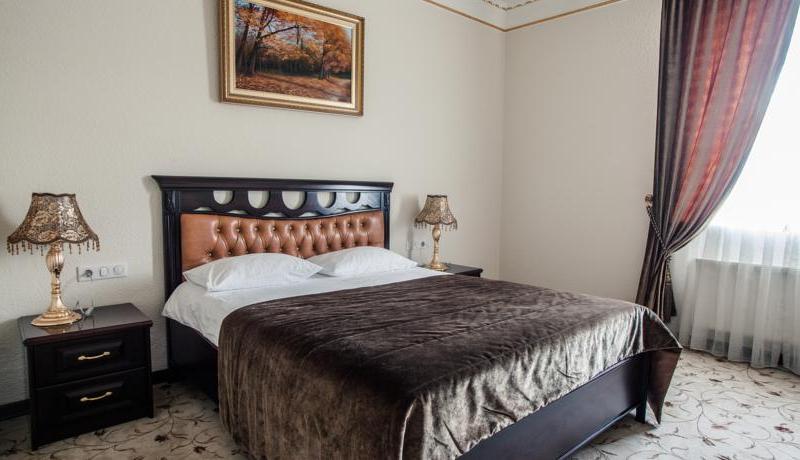 Набат Палас (Воеводино)