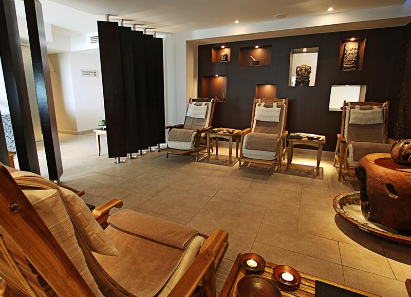 Arkin Palm Beach Hotel