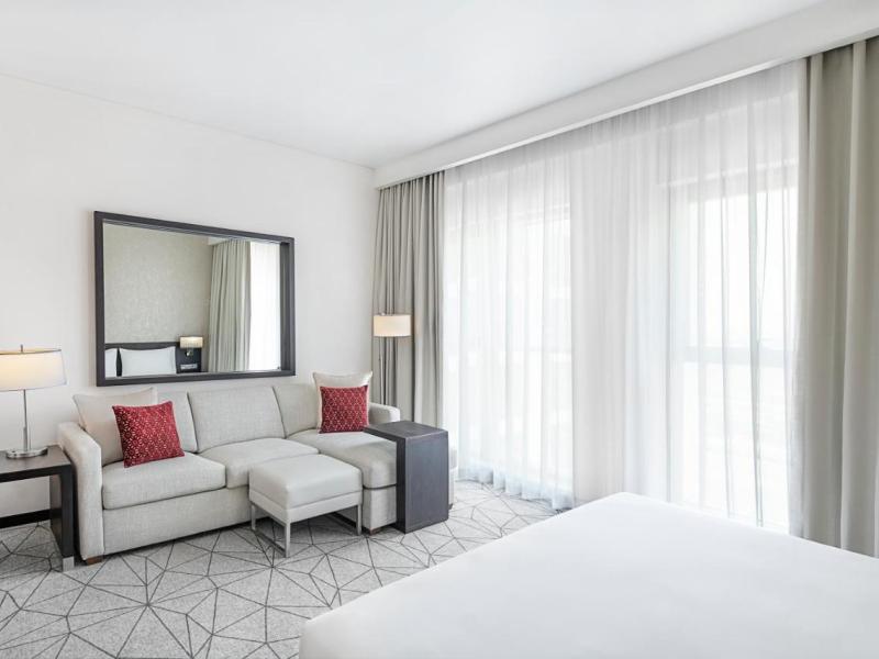 Hyatt Place Dubai Baniyas Square