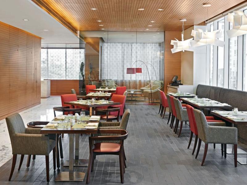 Hyatt Place Dubai Baniyas Square