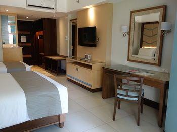 Henann Resort Alona Beach