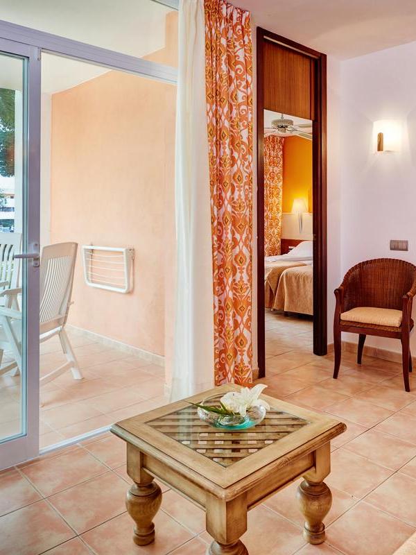 Blau Colonia Sant Jordi Resort & Spa