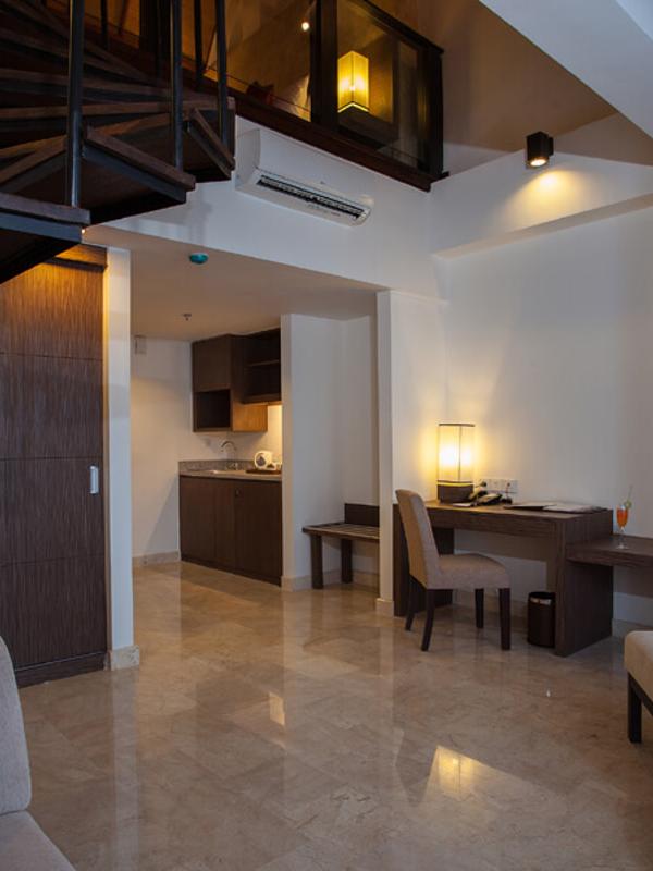 Cross Vibe Paasha Atelier Bali Kuta