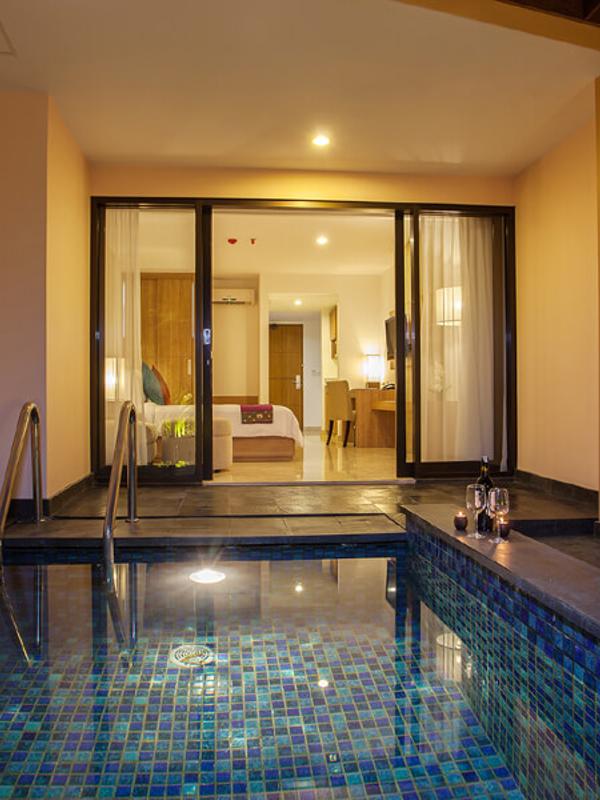 Cross Vibe Paasha Atelier Bali Kuta