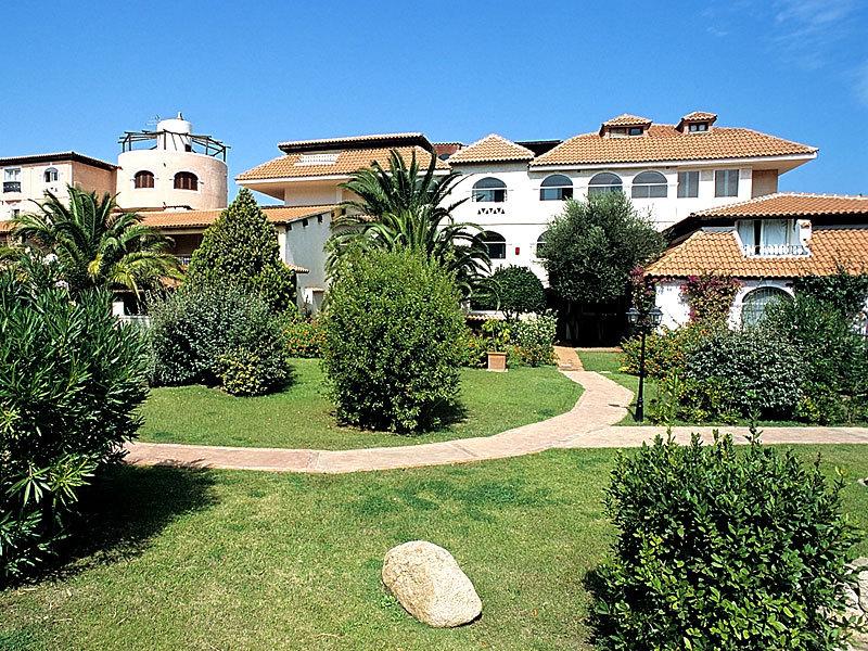 Colonna Beach Hotel & Residence