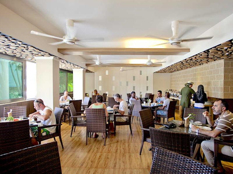 Kaani Beach Hotel Guest House