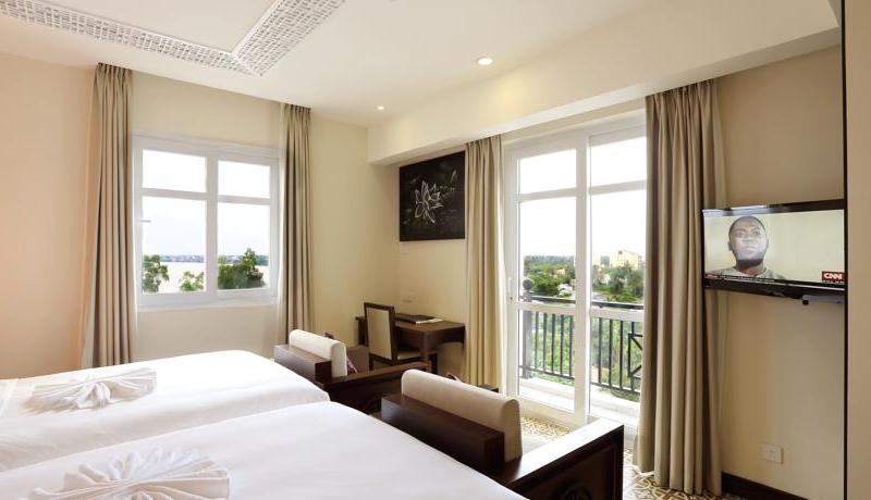Royal Riverside Hoi An Hotel