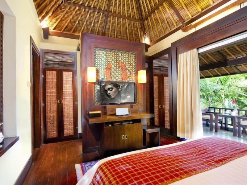 The Sandi Phala Beach Resort